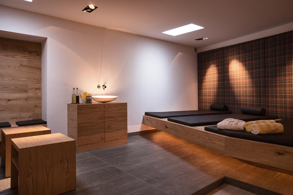 Sankt Johann Spa Suites & Apartments Prato allo Stelvio Exteriör bild