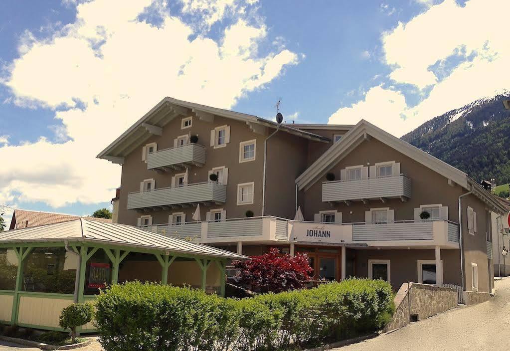 Sankt Johann Spa Suites & Apartments Prato allo Stelvio Exteriör bild